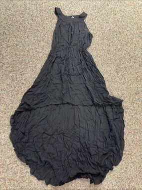 Flowy Black High-Low Maxi Dress